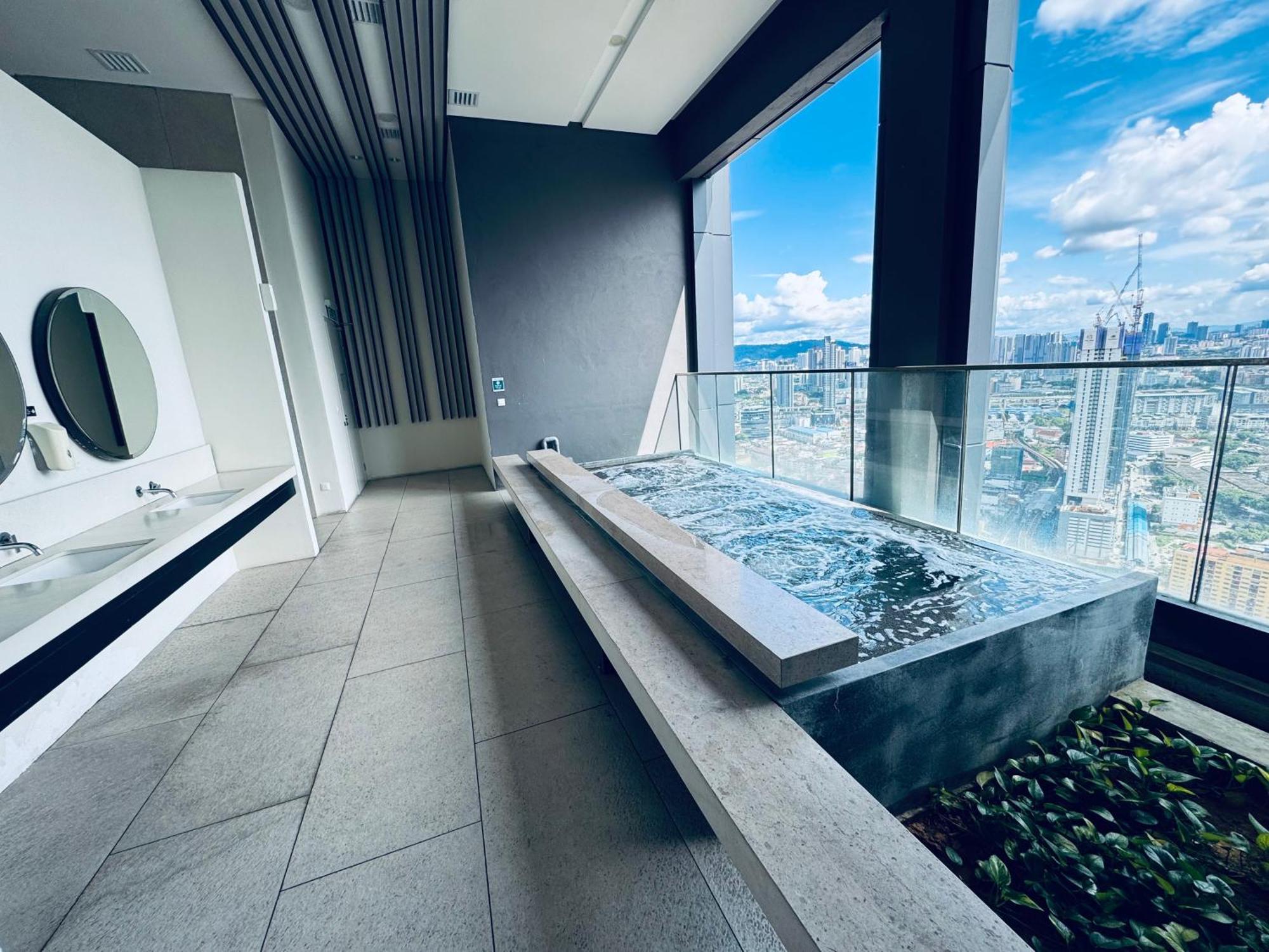 Lucentia Suites At Kuala Lumpur Exterior foto